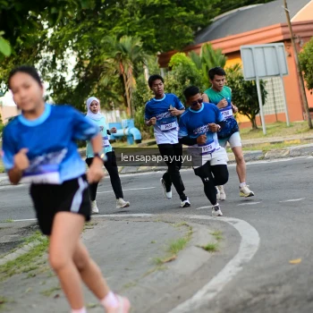 Runner Photo 3459279