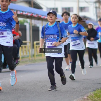 Runner Photo 3459292
