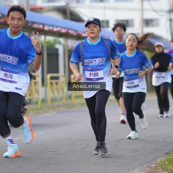 Runner Photo 3459296