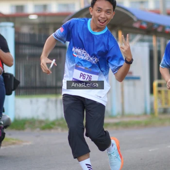 Runner Photo 3459298