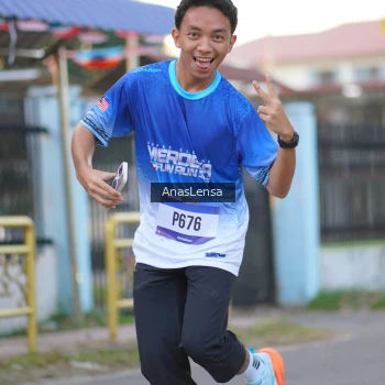 Runner Photo 3459310