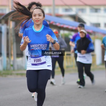 Runner Photo 3459331