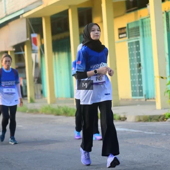Runner Photo 3459335