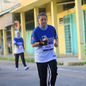 Runner Photo 3459346