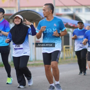 Runner Photo 3459350