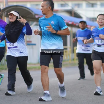 Runner Photo 3459365