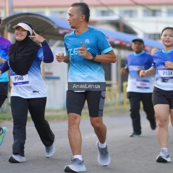 Runner Photo 3459370