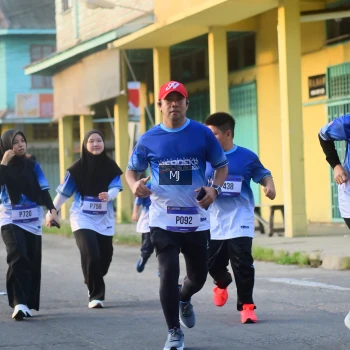 Runner Photo 3459377