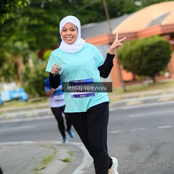 Runner Photo 3459389