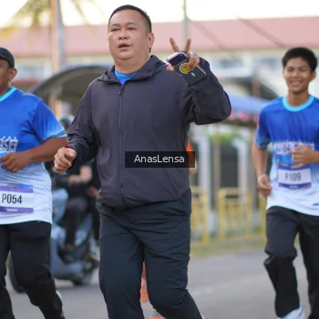 Runner Photo 3459397