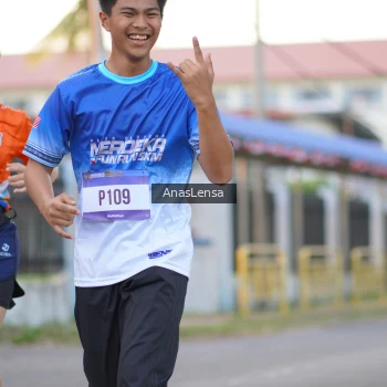 Runner Photo 3459411