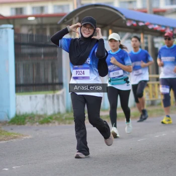 Runner Photo 3459420