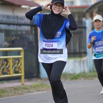 Runner Photo 3459431