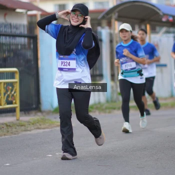 Runner Photo 3459442