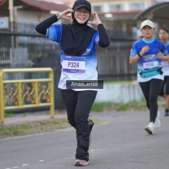 Runner Photo 3459445