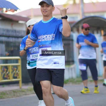 Runner Photo 3459456