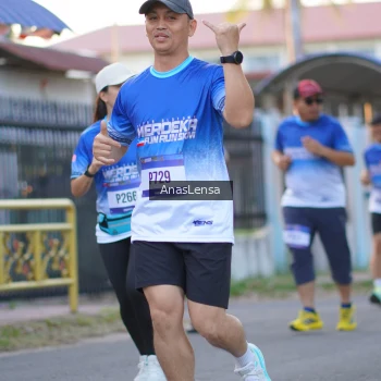 Runner Photo 3459457