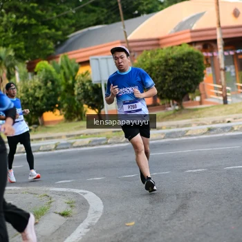 Runner Photo 3459468