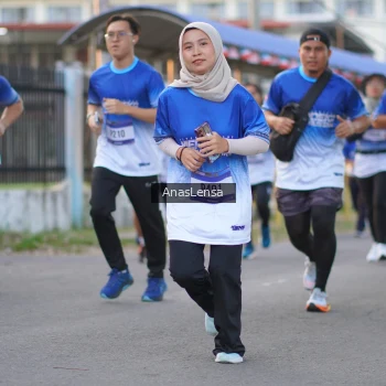 Runner Photo 3459471