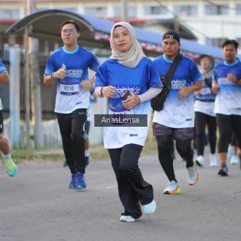 Runner Photo 3459476