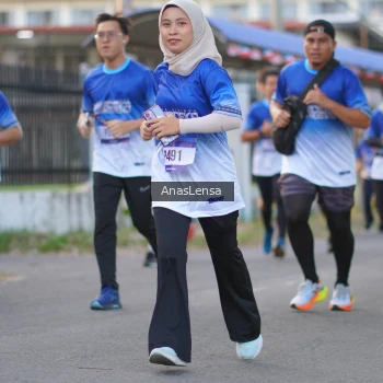 Runner Photo 3459478