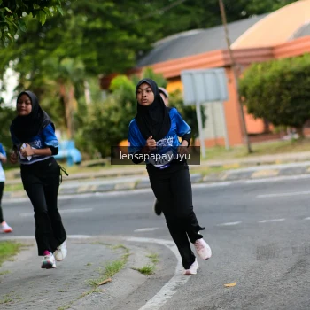 Runner Photo 3459479