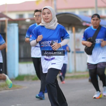 Runner Photo 3459489