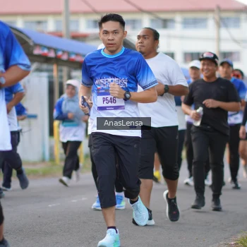 Runner Photo 3459515
