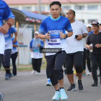 Runner Photo 3459521