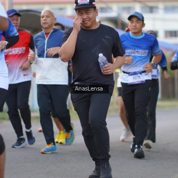 Runner Photo 3459549