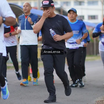Runner Photo 3459558