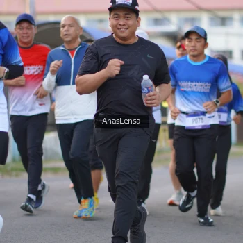 Runner Photo 3459560