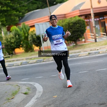Runner Photo 3459569