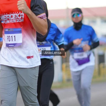 Runner Photo 3459583