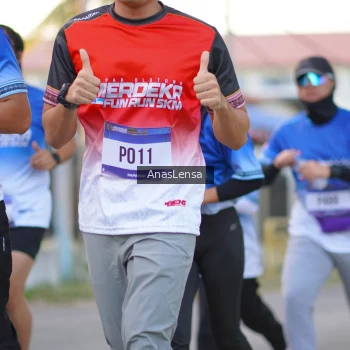 Runner Photo 3459584