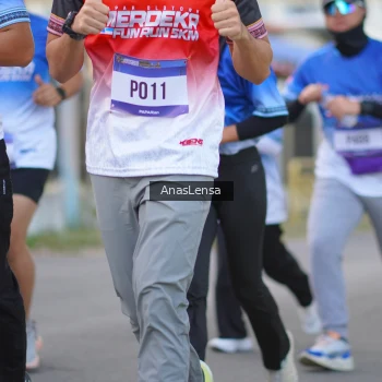 Runner Photo 3459586