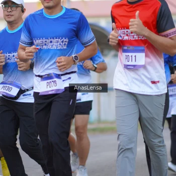 Runner Photo 3459587