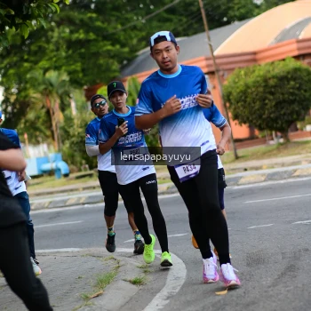 Runner Photo 3459589