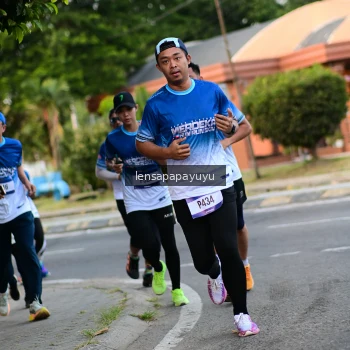 Runner Photo 3459591