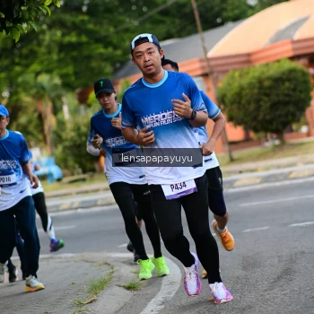 Runner Photo 3459596