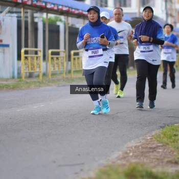 Runner Photo 3459612