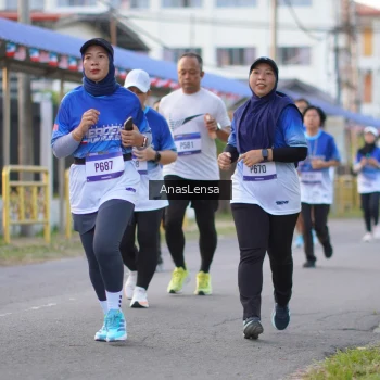 Runner Photo 3459629