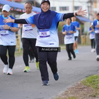 Runner Photo 3459650