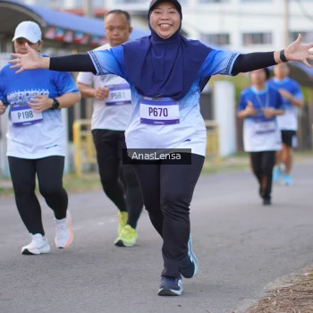 Runner Photo 3459656