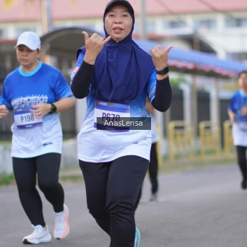 Runner Photo 3459665