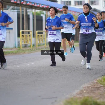 Runner Photo 3459666