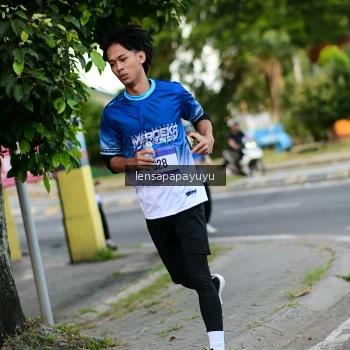 Runner Photo 3459726