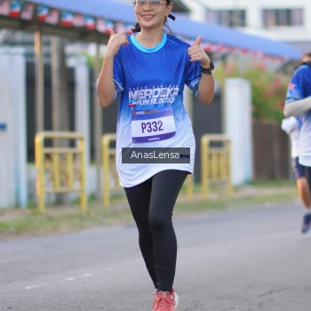 Runner Photo 3459739