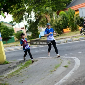 Runner Photo 3459756