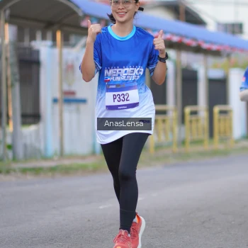 Runner Photo 3459767